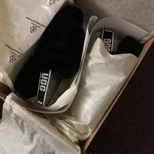 Uggs slippers